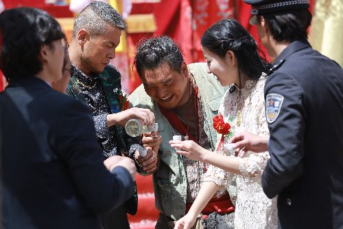 狂怒的金佛