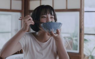 《海街日记》日本预告片治愈系亲情