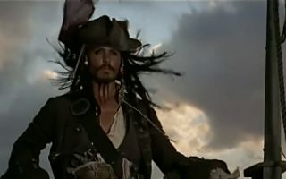 加勒比海盗1(片段)杰克船长登场不能再低调了