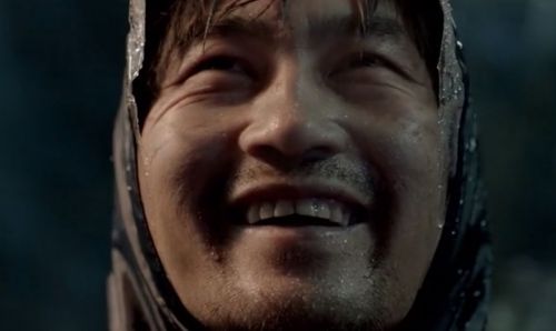 掘地三尺
