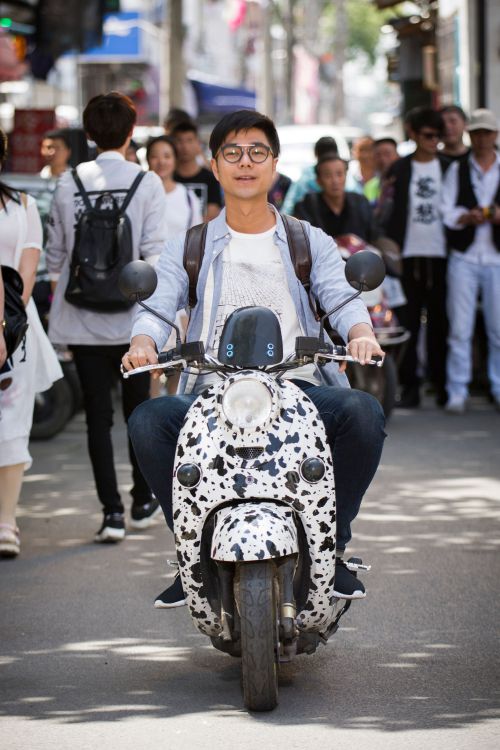 一车四仆