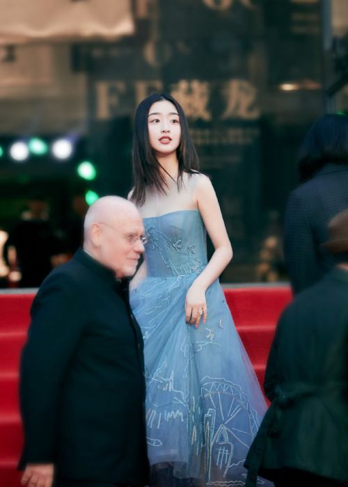 少女佳禾