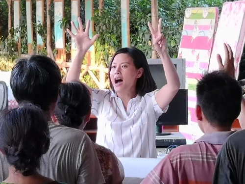 村里来了新闻官
