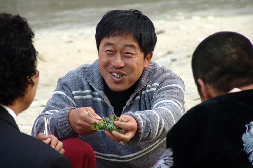 殴打诱发者