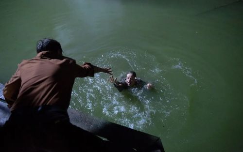 美人鱼之死亡湖