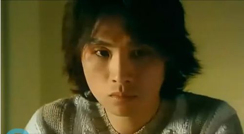 唔该借歪