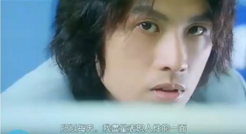 唔该借歪