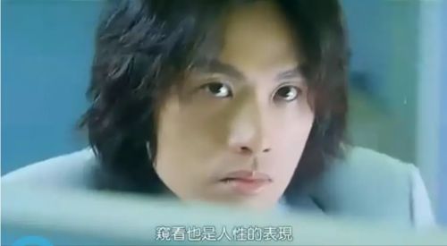 唔该借歪