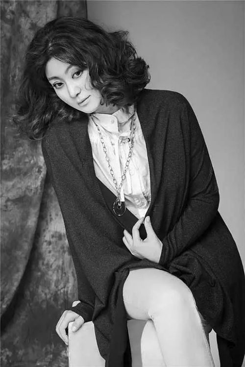 美丽笨女人