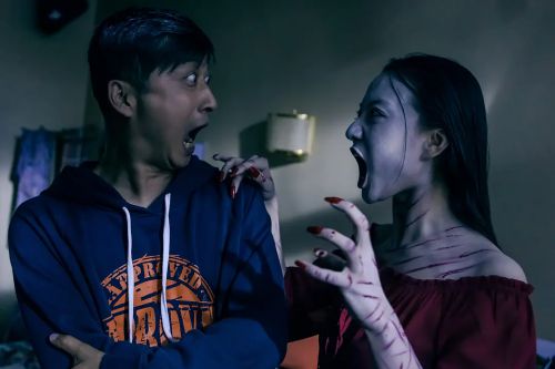 隔壁惊魂
