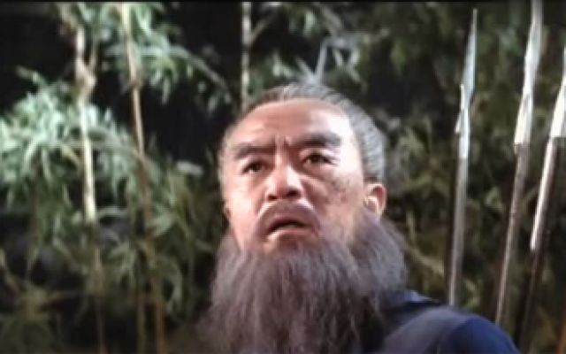 小伙子被人羞辱欺负，刻苦练成左手神刀，报仇雪恨，大快人心
