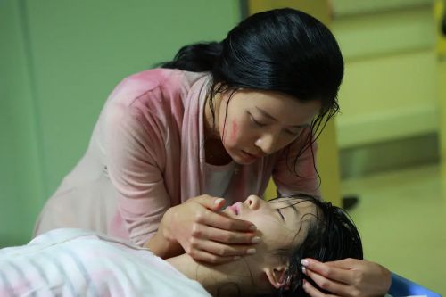 妈妈别哭
