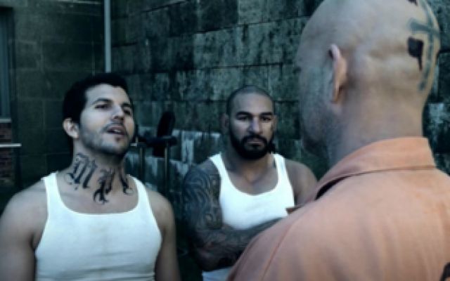 拳拳到肉的美国动作电影《困斗99号囚室》，激烈的老派暴力