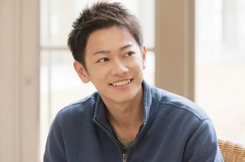 跨越8年的新娘