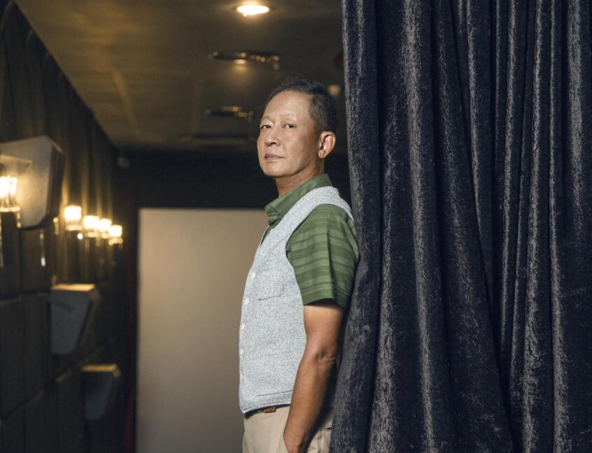 王志文专访：不懂“飙戏”，更认同倾情地工作