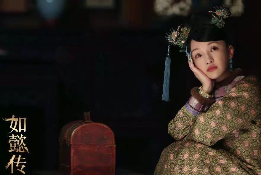 17岁出道，34岁影后大满贯，冯小刚说，她是中国第一女演员