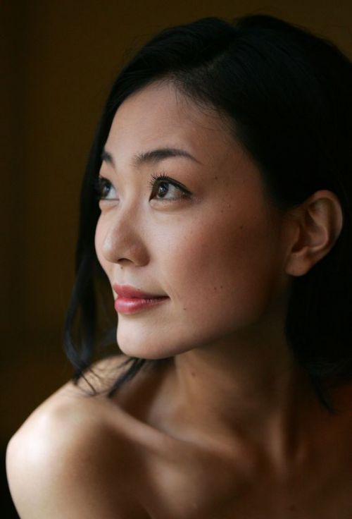 板谷由夏