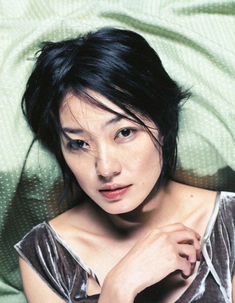 板谷由夏