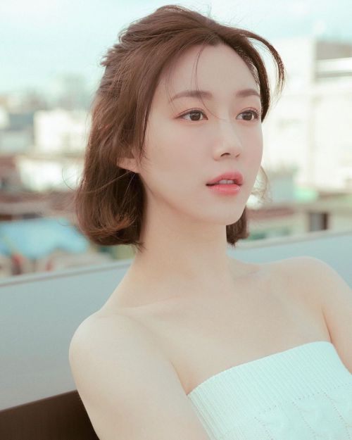 李多寅