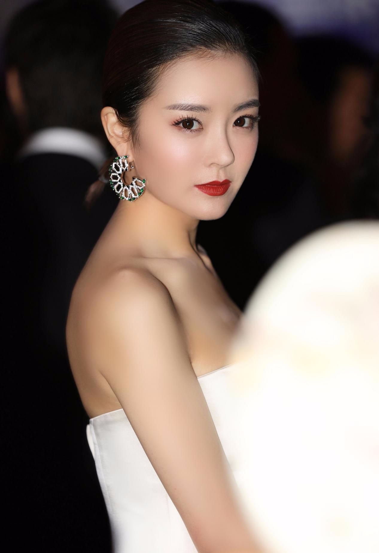 种丹妮图片列表 - 影乐酷