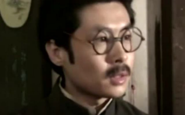 男子说谁以后要是敢动小雪一根手指头，饶不了他，真是霸气