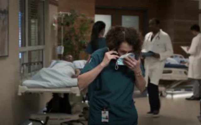 「良医第四季」疫情带走一个个生命，最美医护工作者们奋战一线