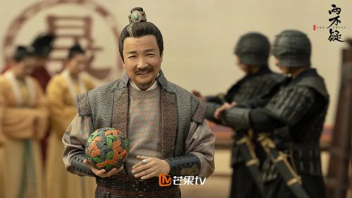 恩爱两不疑