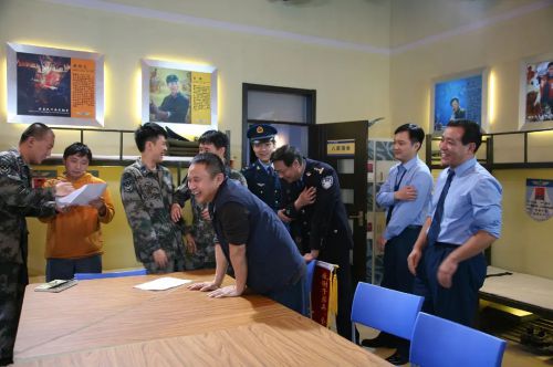 大学生士兵的故事
