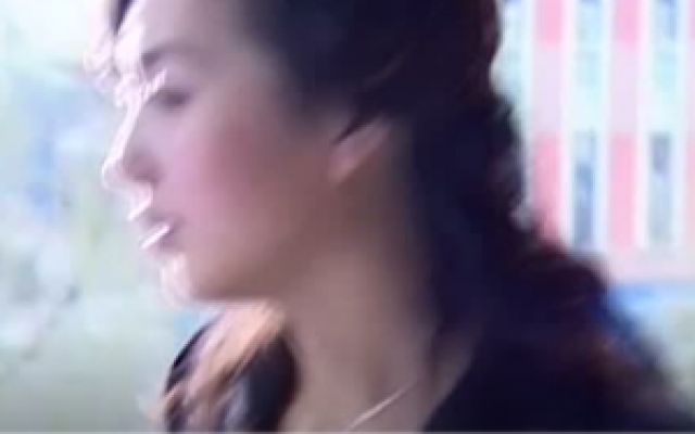 白领丽人做事干练，临时安排工作，雷厉风行果断处理事件！